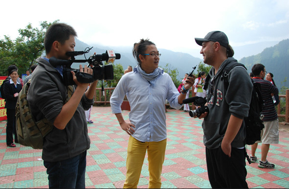 刘劲松大使在阿富汗红新月会发表演讲，主张中国和阿富汗建立命运共同体